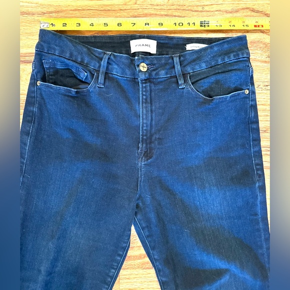 Women’s Frame Mini Crop Jeans - Picture 7 of 7